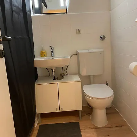 Urban - Zentral Und Doch In Der Naehe Eines Parks Апартаменты *